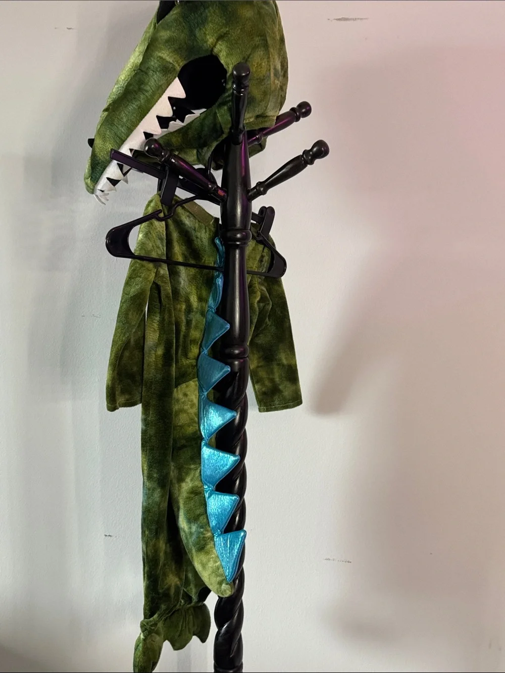 Pottery Barn Kids Dinosaur Costume- 3T - Picture 3 of 5